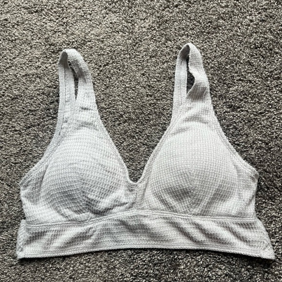 Gilly Hicks very soft bralette - Picture 2 of 4